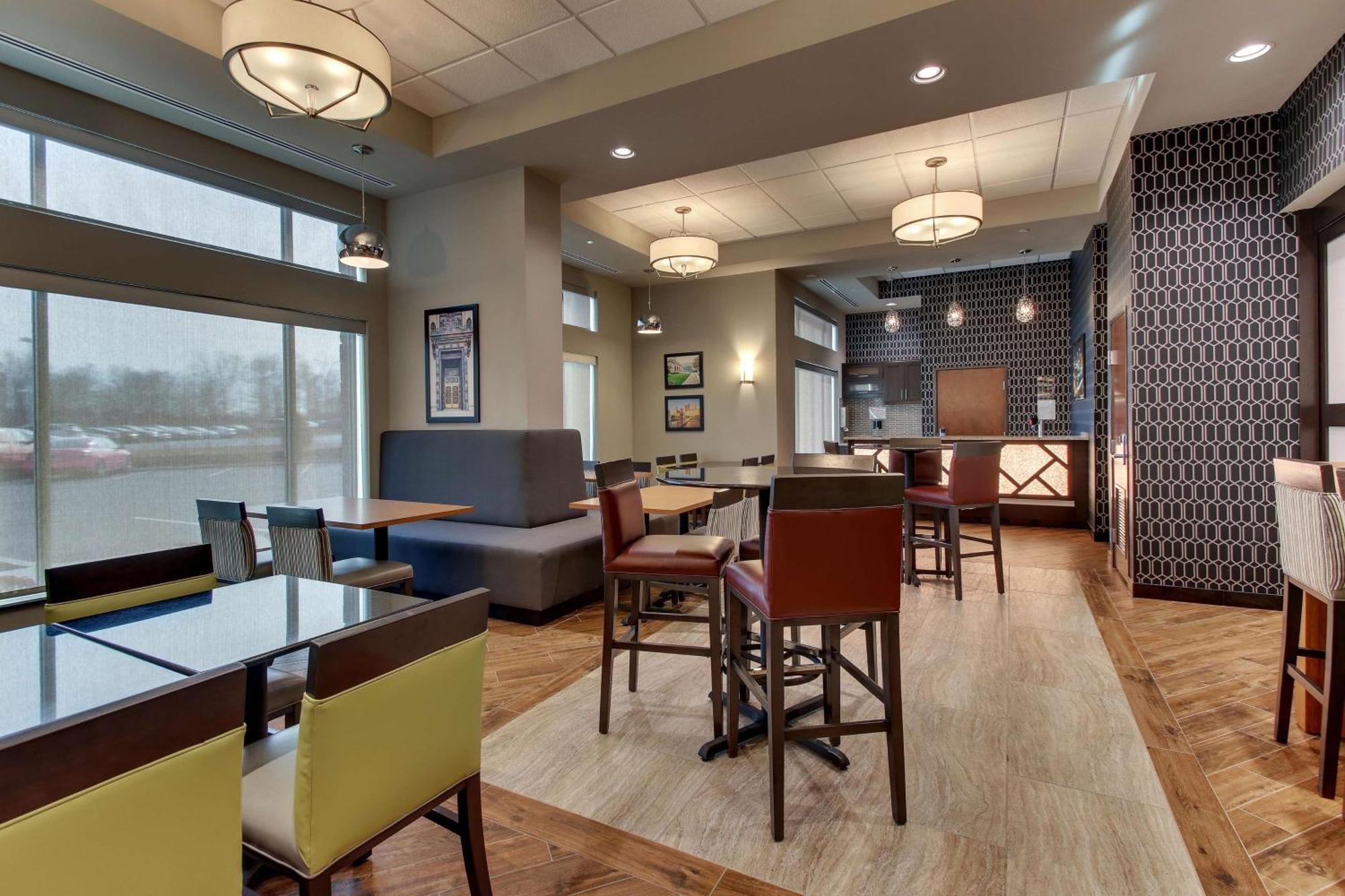 Drury Inn & Suites Cleveland 비치우드 외부 사진