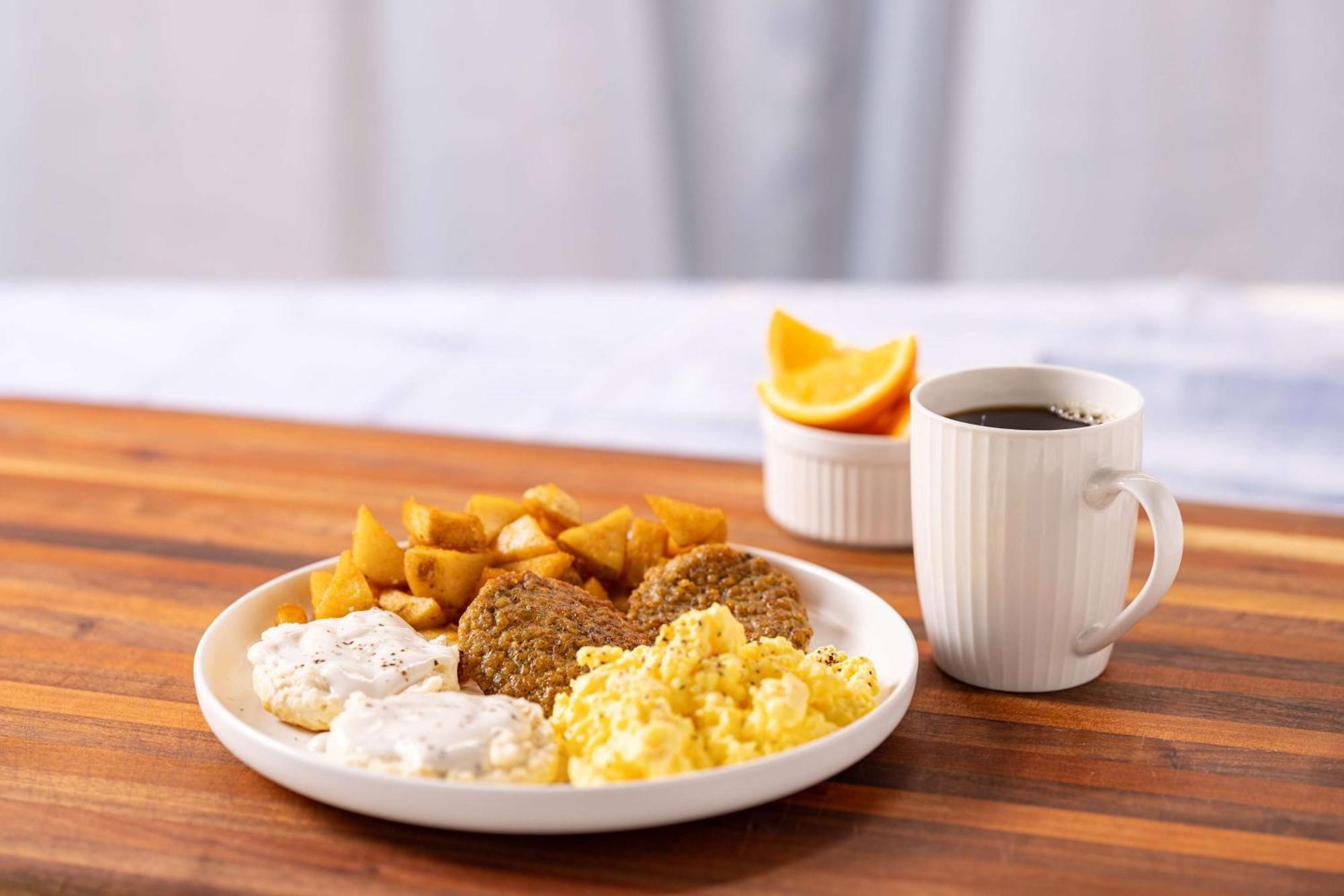 Drury Inn & Suites Cleveland 비치우드 외부 사진