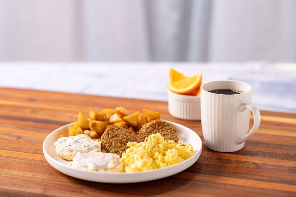 Drury Inn & Suites Cleveland 비치우드 레스토랑 사진